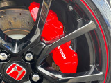 【ブレンボ製キャリパー】ハイパワー車両には強力なブレーキが必須!世界のスーパーカーにも採用されるイタリアの高級メーカー「ブレンボ」を装着!色鮮やかなキャリパーがスポーティな印象を引き立てます♪