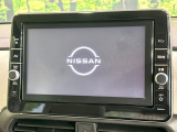 【純正9型ナビ】人気の純正ナビを装備しております。ナビの使いやすさはもちろん、オーディオ機能も充実!キャンプや旅行はもちろん、通勤や買い物など普段のドライブも楽しくなるはず♪