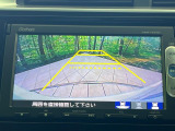 【バックカメラ】駐車時に後方がリアルタイム映像で確認できます。大型商業施設や立体駐車場での駐車時や、夜間のバック時に大活躍!運転スキルに関わらず、今や必須となった装備のひとつです!