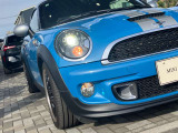 キセノンヘッドライト!迫力のフェイスもクーパSの魅力です!