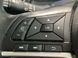 ステアリングスイッチ搭載!ハンドルひとつで手を離さなくても運転中視線をそらさなくても操作が出来て便利です♪