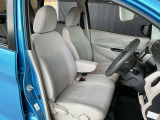 快適に運転できるドライブポジション!シートリフターもあるので無理のない運転姿勢がとれます。