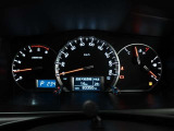 展示車は全てトヨタの車を知り尽くしたエキスパートが基本性能に関わる機能や状態を徹底的にチェックしています。消耗部品の事前交換など法定12ヶ月点検相当の点検・整備を必ず実施しています。