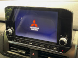 【メーカー純正9型ナビ】インテリアに溶け込むスタイリッシュな「専用設計」メーカーナビを装備♪視認性や操作性など基本性能にも優れ、より上質なカーライフをお楽しみいただけます。
