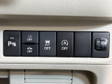 【スズキ セーフティサポート】走行中に前方の車両等を認識し、衝突しそうな時は警報とブレーキで衝突回避と被害軽減をアシスト。より安全にドライブをお楽しみいただけます。