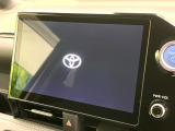 【10.5インチ ディスプレイオーディオ】大画面のディスプレイはAppleCarPlayやAndroidAutoが利用可能。大きな画面でスマホナビアプリ等が利用いただけます♪