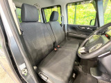 運転席シート廻りは使用感も少なく、良好な状態となっています。丁寧に使われていたことがよくわかりますね。