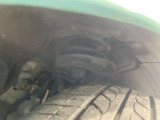 お車を安心してお乗りいただく為には、足回りの定期点検が欠かせません。サービスサポート(有償保証)では無料点検もご提供しており、安心のカーライフをお過ごしいただけるサポート体制が整っています。