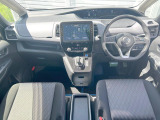 セレナ 1.2 e-POWER ハイウェイスターV 