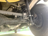 お車を安心してお乗りいただく為には、足回りの定期点検が欠かせません。サービスサポート(有償保証)では無料点検もご提供しており、安心のカーライフをお過ごしいただけるサポート体制が整っています。