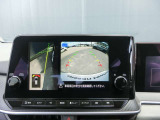 カメラを切り替えれば、サイドカメラの映像に切り替わります