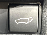 【パワーバックドア】スマートキーや運転席のボタンを押すだけでリアゲートが自動で開閉します!荷物を持っている時や、高い位置にあるバックドアを閉める際に便利な機能です♪