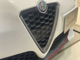 中古車は全車ご納車前に点検をいたします。専用テスターでの診断もいたしますのでご安心下さい。