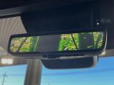 【デジタルインナーミラー】後席の大きな荷物や同乗者で後方が確認しづらい時でも安心!カメラが撮影した車両後方の映像をルームミラー内に表示。クリアな視界で状況の確認が可能です!