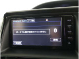 【ナビゲーション】には、携帯からの音楽情報が聞ける『Bluetooth機能付き』!大好きな音楽を聴きながらのドライブが出来そうですね!