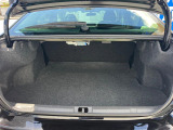 積み下ろしのしやすいデッキにはたっぷりと荷物を積み込んでいただけます。遊びから仕事まで、様々なシーンで頼れます♪