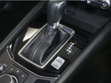 運転しながらでも手元を見ずに操作可能なマツダコネクトの操作ダイアルです!
