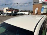 中古車という商品の特性ルーフには子キズや塗装しみ細かな凹み等があります