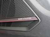 Bang&Olufsenサラウンドシステム『デンマークが世界に誇る高品質サラウンドシステム。クリアでダイナミック。そして臨場感溢れる上質なサラウンドサウンドをドライブ中にご体感いただけます。』