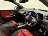 GLAクラス GLA200d 4マチック AMGラインパッケージ 4WD 