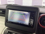 【バックモニター】  ガイドラインも表示されるので安心です。