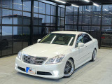 200系後期ロイヤルサルーン!新品タナベ車高調!新品AME・FTX19インチアルミホイール!新品タイヤ!LEDフォグ!LEDポジション!サイドプロテクションモール!ウィンカーミラー!ウェルカムランプ!