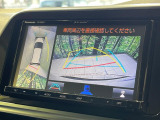 【パノラミックビューモニター】専用のカメラにより、上から見下ろしたような視点で360度クルマの周囲を確認することができます☆死角部分も確認しやすく、狭い場所での切り返しや駐車もスムーズに行えます。