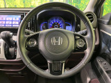 【純正革巻きステアリング】上質な革を使用することで、手にしっかり馴染みとても運転しやすいハンドルです♪