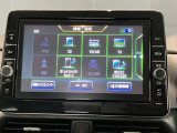 日産純正メモリーナビゲーションです♪目的地まで案内するナビゲーション機能の他にフルセグ画質で楽しめるTVやBluetooth Audio☆DVD再生など多彩な機能が満載で運転を快適にサポートしてくれます☆