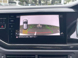 前後パーキングセンサー&リアビューカメラで、車庫入れも安心です。パーキングセンサーは音だけでなくモニターで接近情報を確認出来てより安心です。