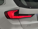 BMW伝統のL字型テールライト