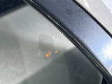 ブラインドスポットモニター ドライバーの死角に他の車を検知すると、ドアミラーの小さな警告灯が点灯。安全に車線を変更できます。ステアリングホイールを制御して衝突を回避するアシストをします。