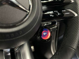 全国の方にご利用いただけるよう対応いたしております。MBJ認定中古車ならではの安心の品質を基に登録、納車までを行い満足をいただいております。