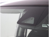 サポカーは、高齢運転者を含めたすべてのドライバーによる交通事故の発生防止・被害軽減対策の一環として、国が推奨する新しい自動車安全コンセプトです。詳しくは販売店スタッフまでおたずねください。