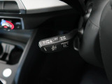 アダプティブクルーズコントロール機能搭載。前方の車両の速度に合わせて車間距離を一定に保ち、自動的にアクセル・ブレーキを調整します。