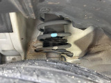 お車を安心してお乗りいただく為には、足回りの定期点検が欠かせません。サービスサポート(有償保証)では無料点検もご提供しており、安心のカーライフをお過ごしいただけるサポート体制が整っています。
