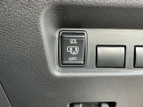 オートスライドドアは、運転席前にあるスイッチの操作でもオート開閉ができ、とても便利です。