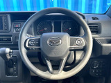 【ステアリングスイッチ】運転中、前方から目線をそらすことなく、オーディオ等の操作が可能な便利機能!安心&快適なドライブを演出してくれます♪