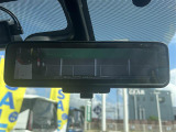 【インテリジェントルームミラー】後方の確認がデジタルインナーミラーで可能です♪荷物がたくさんのっていても安全ですね!