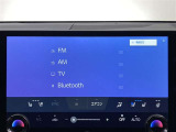 ブルートゥースに接続することにより、スマホに入ったお気に入りの音楽を車内で楽しむことができます♪あると本当に便利な機能になっています!