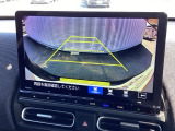 バックカメラも装備しております。車庫入れの苦手なお客様も安心!重宝してくれます!