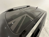 空まで楽しむ、MINI。