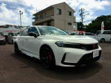 運転支援装置ホンダセンシング搭載車!ミリ波レーダーとカメラで検知した情報をもとに快適な運転や、事故回避を支援する、安全運転支援システムです♪