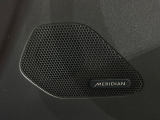 MERIDIANサウンドシステム『コンサートのような臨場感溢れる音響空間を実現します。MERIDIANは英国のプレミアムオーディオブランドです。どうぞ店頭にてご体感ください。』