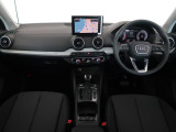 運転に必要な情報をメーター内に集約し、ドライバーの安全で快適な運転に寄与するアウディバーチャルコックピット。