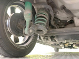 お車を安心してお乗りいただく為には、足回りの定期点検が欠かせません。サービスサポート(有償保証)では無料点検もご提供しており、安心のカーライフをお過ごしいただけるサポート体制が整っています。