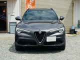 ステルヴィオ 2.0 ターボ Q4 ヴェローチェ 4WD 