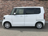 オプションになりますが、ボディーコーティングもご用意しております。新車の輝きに近づき、洗車などのお手入れも楽になりますよ。