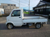 登録から15年以内又は走行15万km内のお車には1年間、距離無制限のACE保証を(無料)お付けします。保障内容を充実したい方、長期保証をお考えの方には購入車両に最適な保障(有償)をご提案させていただきます。