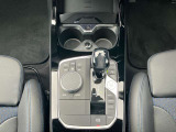 あらかじめ車両本体価格の一部を、据置価格として最終回のお支払い分に設定。月々のお支払いをお手ごろに設定いただけるバリューローンプログラムがご利用いただけます。支払回数は24・36・48・60回から選べます。